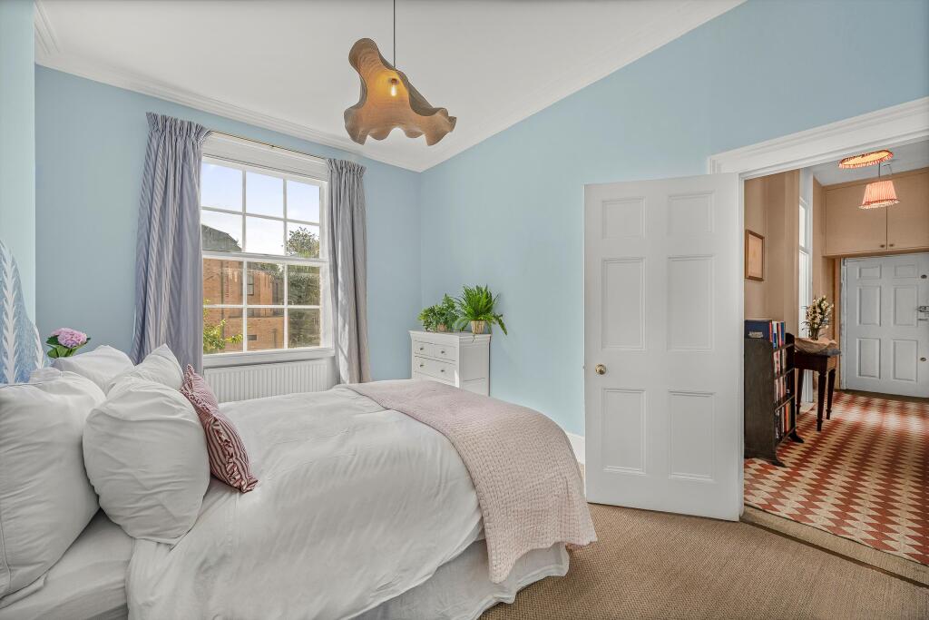 Apartment in London, Canonbury, Highbury - More