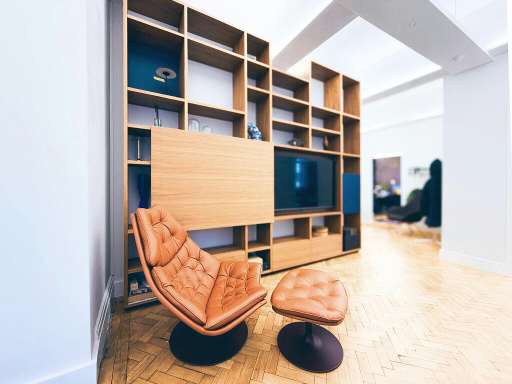 THE COURTYARD office_unit to let-8.jpg