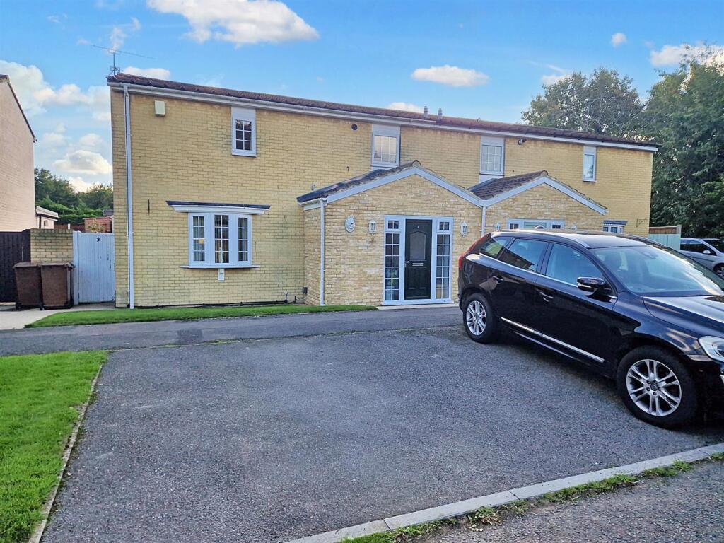 Main image of property: Sylewood Close, Rochester