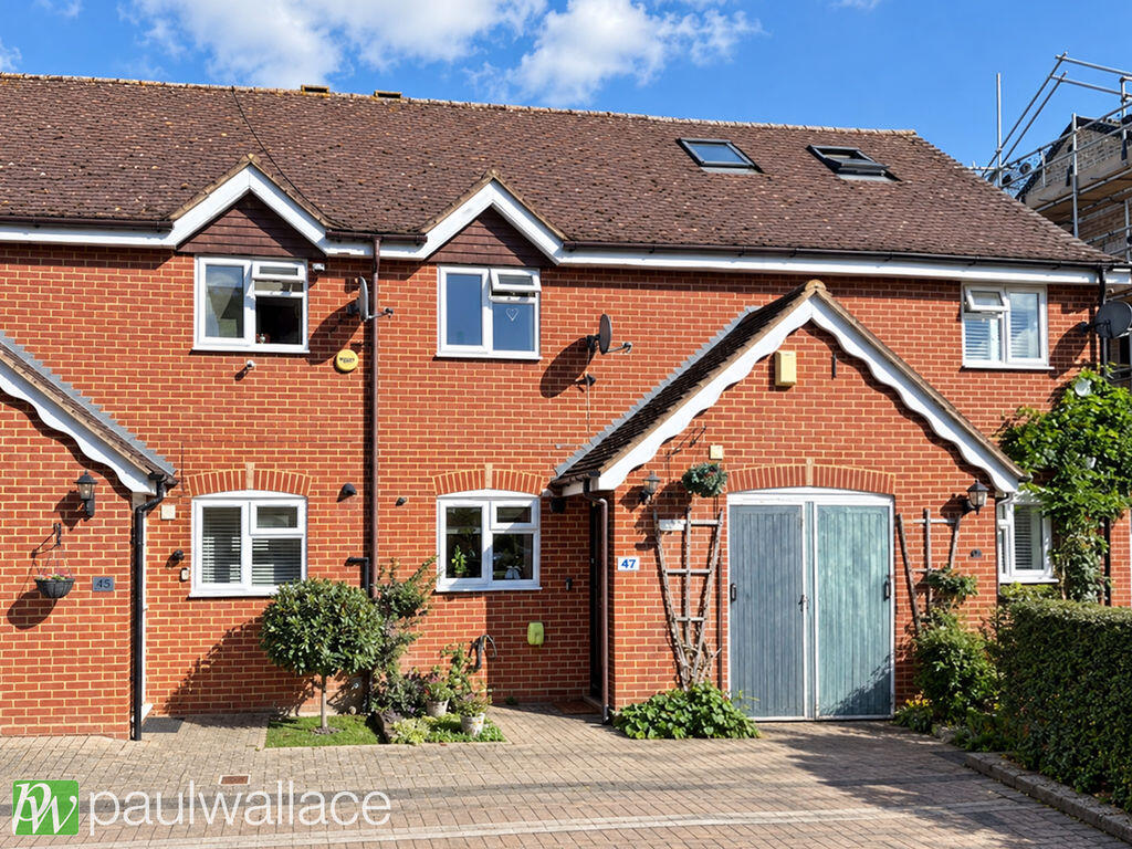 Main image of property: Welham Manor, Welham Green | Extended | En-suite | Two allocated parking spaces | Complete chain