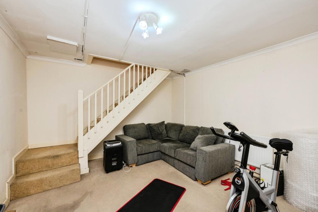 House in Swansea, Castle - View 3