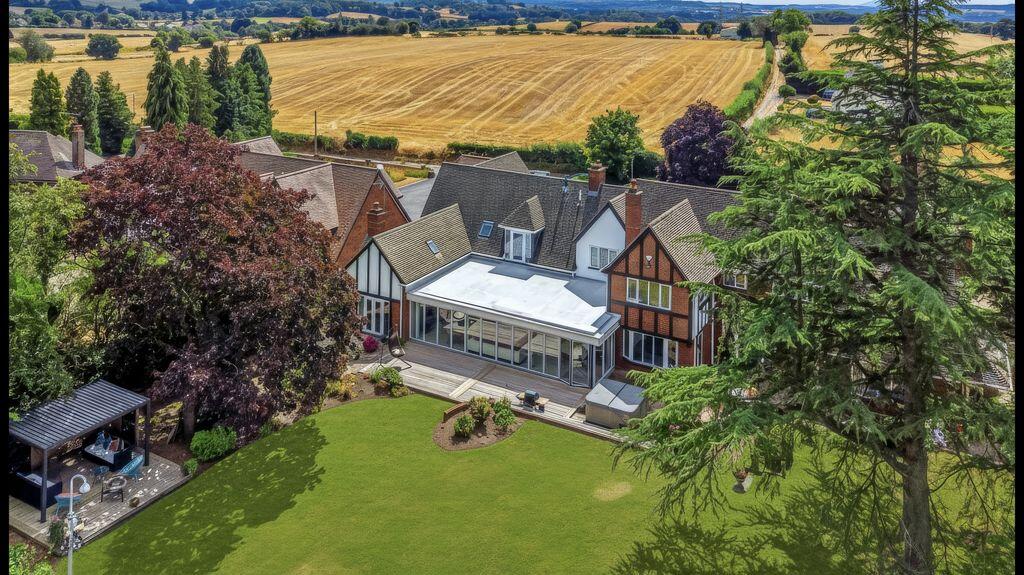 House in Wolverhampton, Springhill - View 3