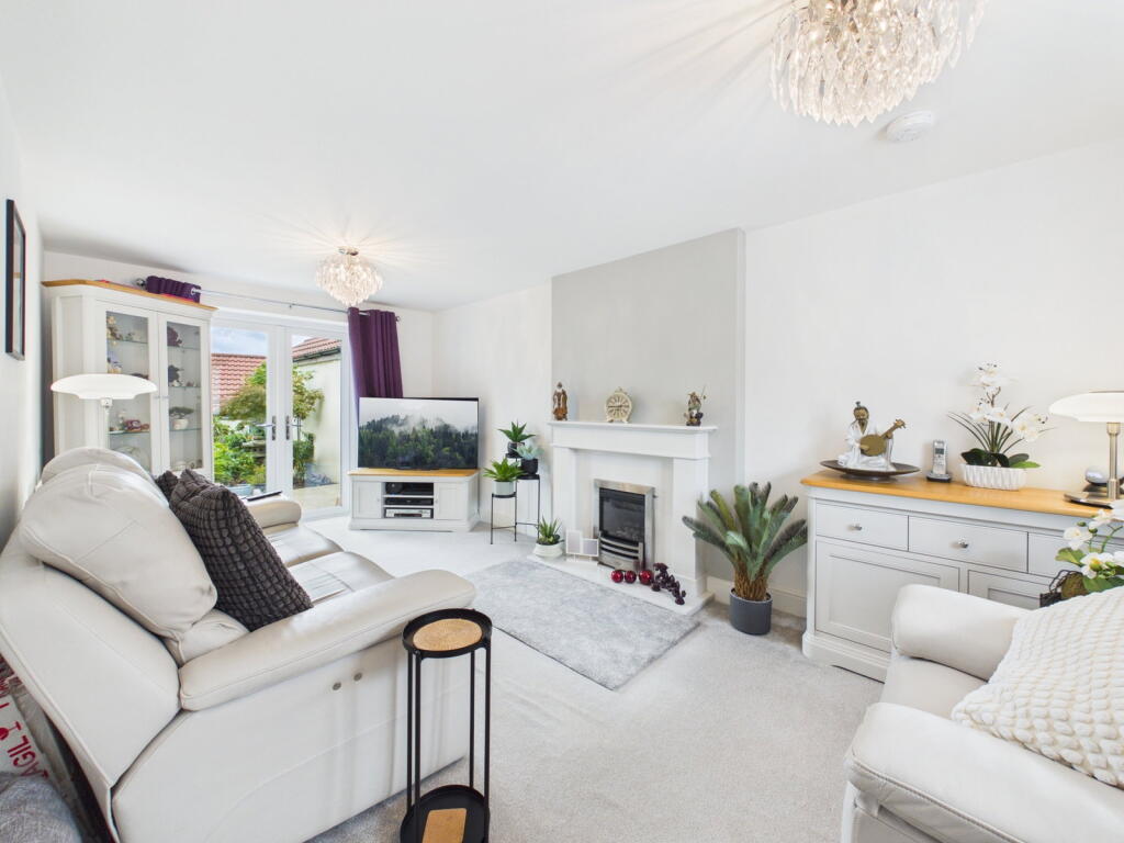 House in Swindon - View 5