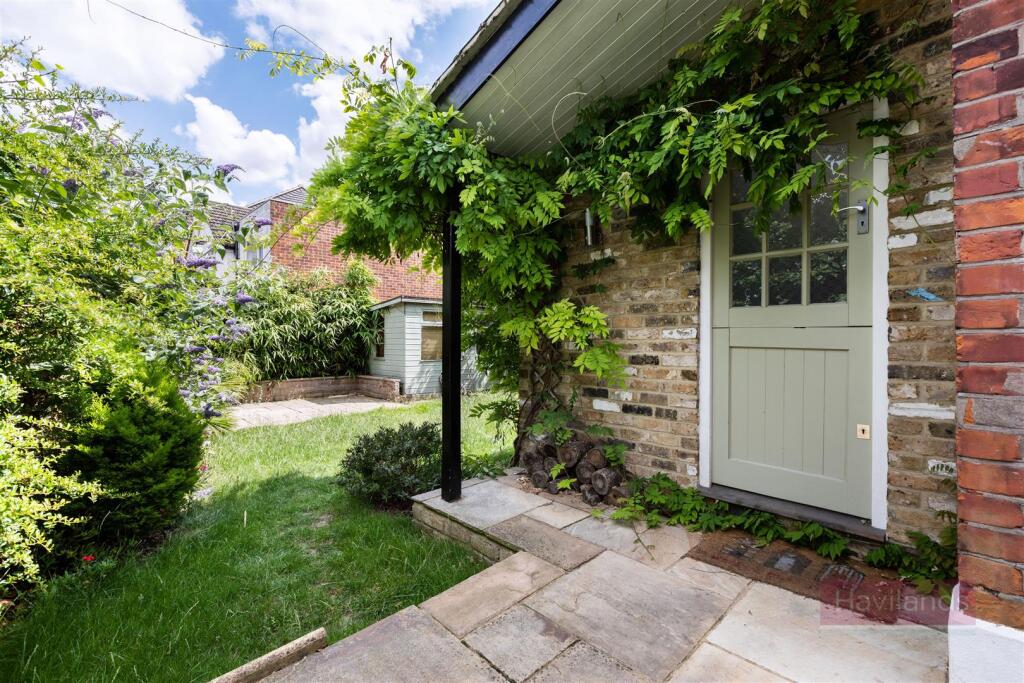 Main image of property: Arlow Road, Winchmore Hill