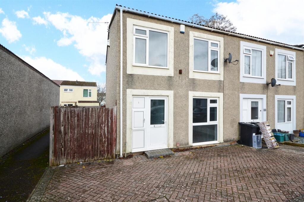 3-bed terraced on Winsham Close, Whitchurch, Bristol, £250,000