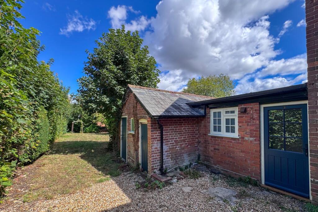 House in Cranborne - View 3