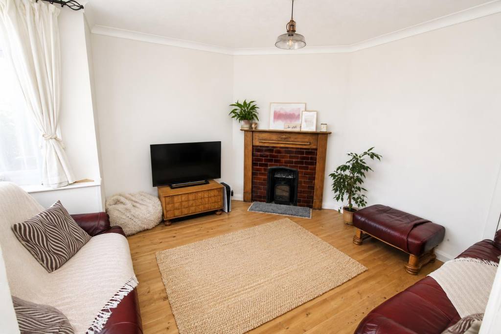 House in Reading, Norcot - View 5