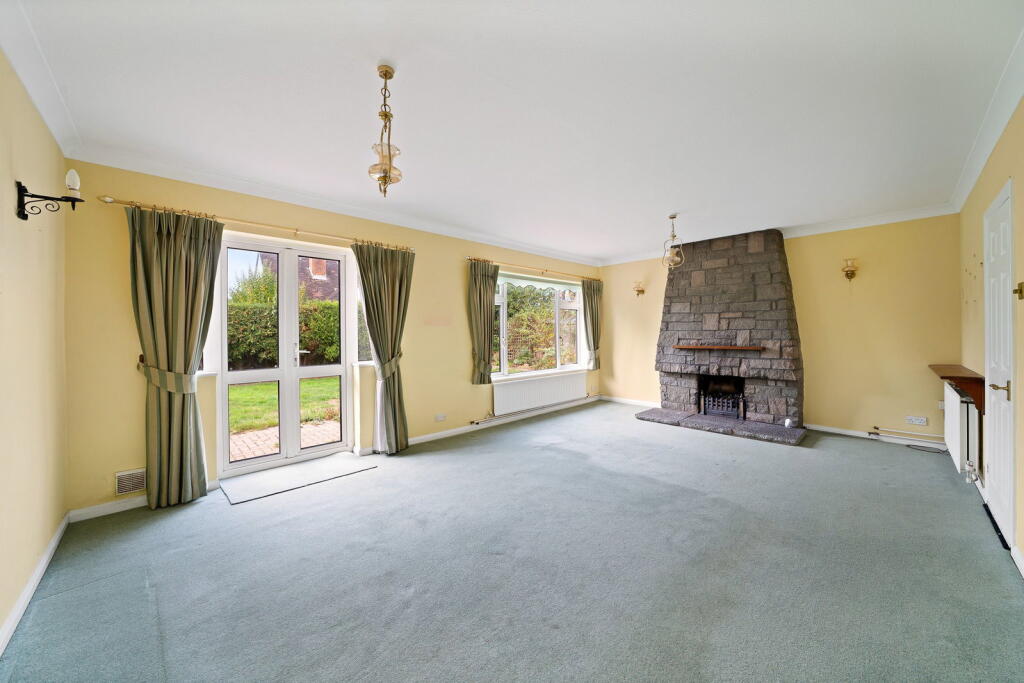 Crofton Avenue, Orpington, BR6 photo 4