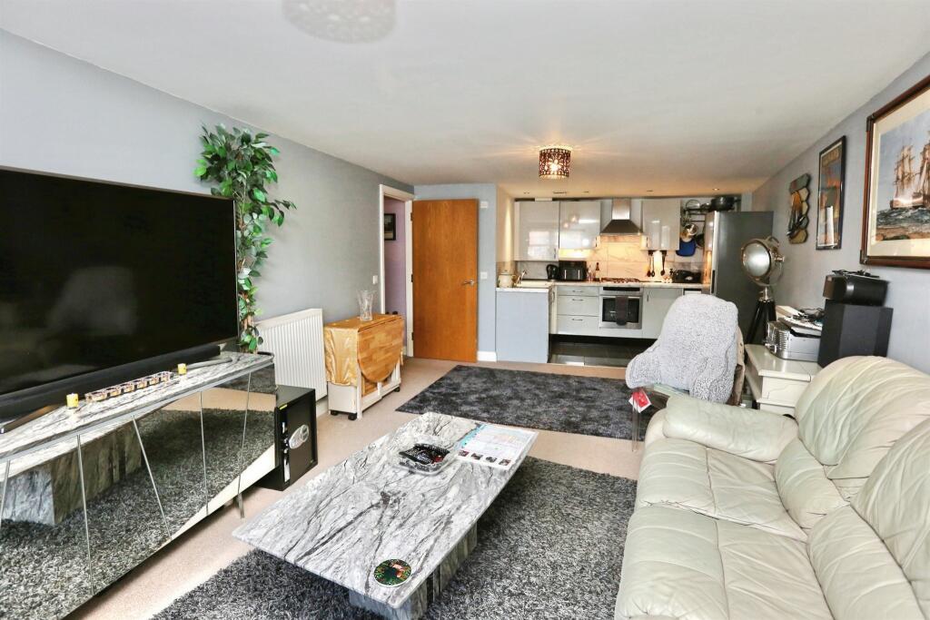 Apartment in Fareham, West End - View 4