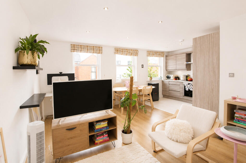 Heritage Court, Lower Bridge Street, Chester - View 4