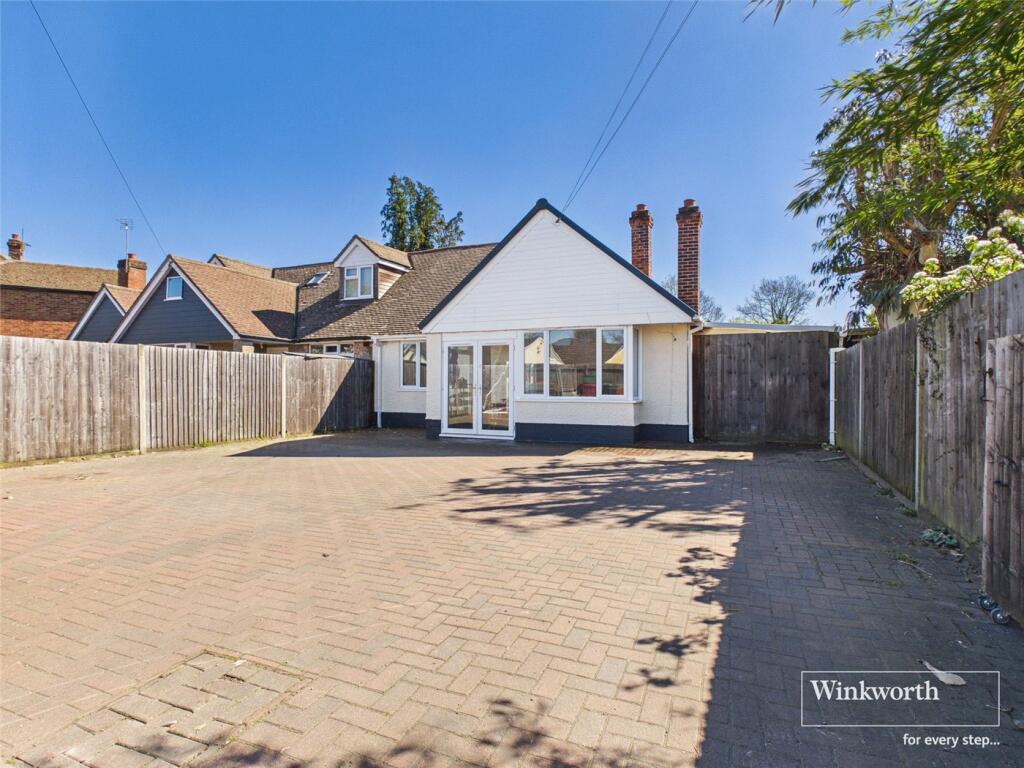 Main image of property: Langley Hill, Tilehurst, Reading, Berkshire, RG31