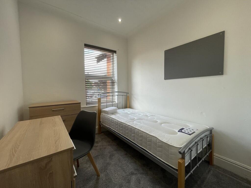 House in West Lancashire, Lancashire - More