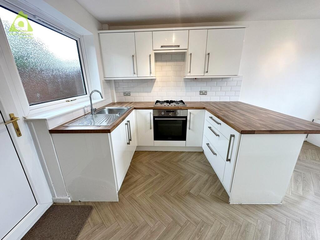 Central Drive, Westhoughton, BL5 photo 5