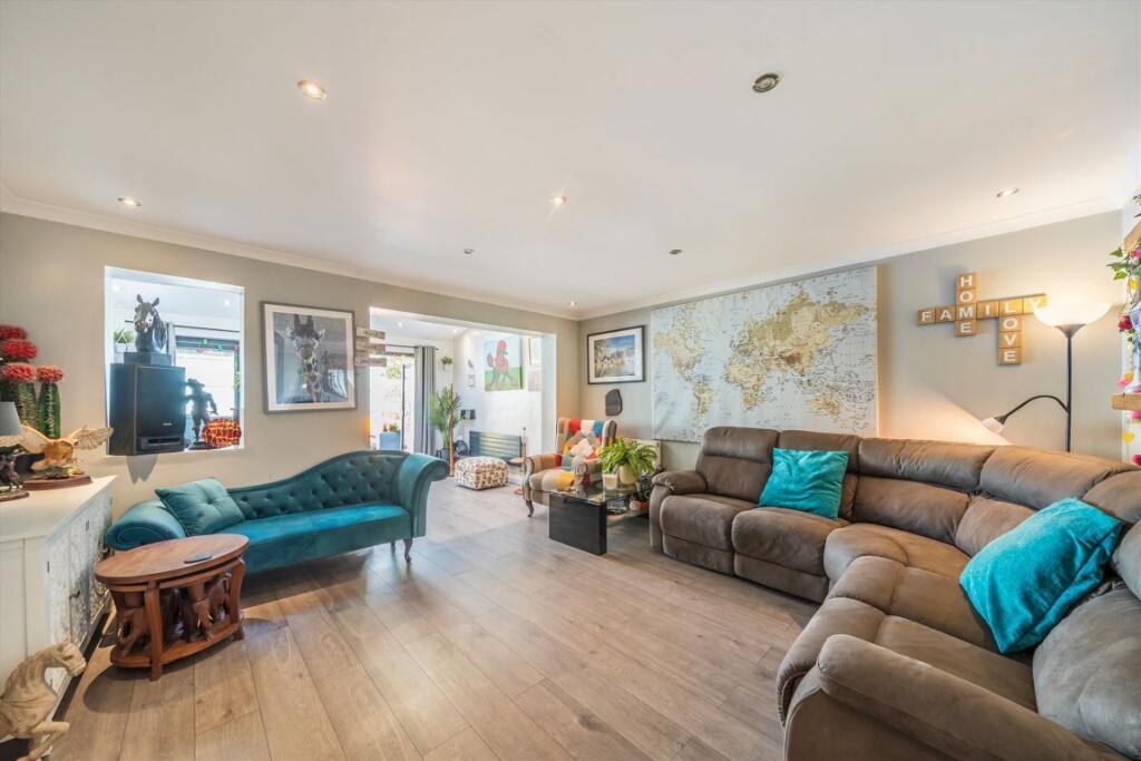 House in London - View 3
