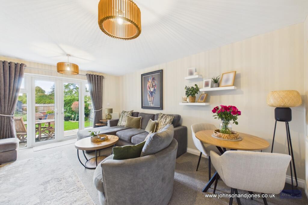 House in Runnymede, Addlestone - View 3