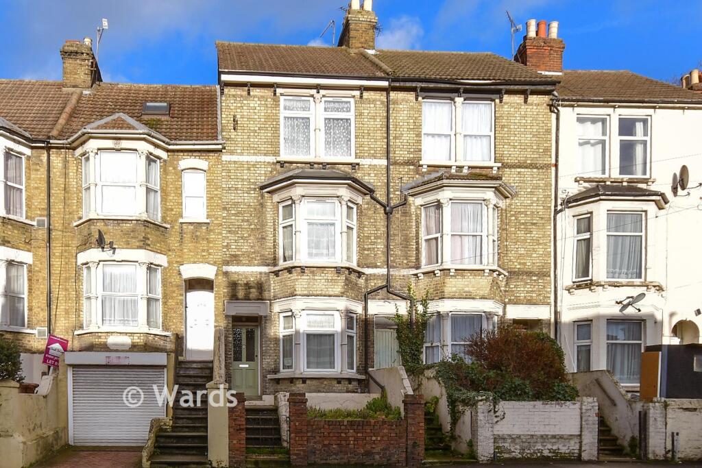 Main image of property: Luton Road, Chatham, Kent