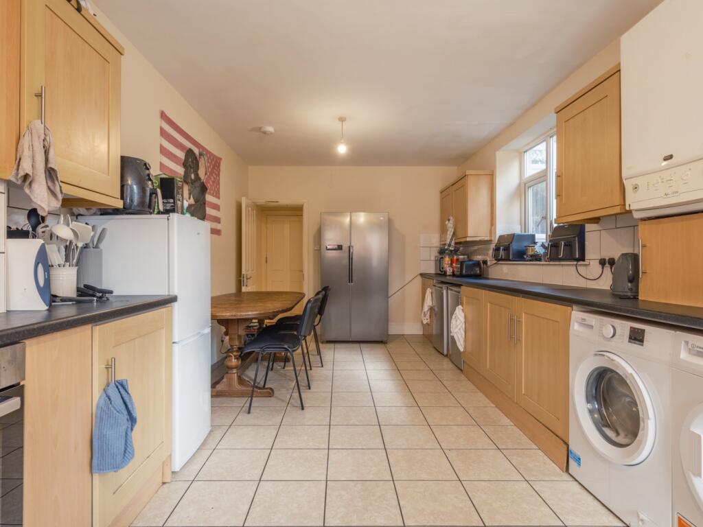 House in Newcastle upon Tyne - View 5