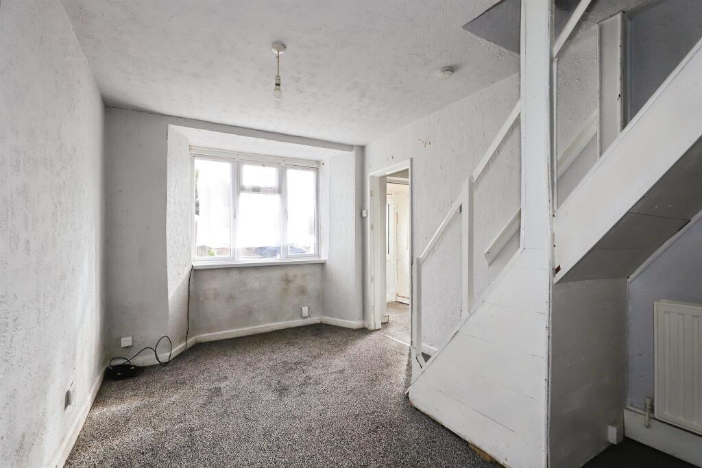 House in Wolverhampton - View 4