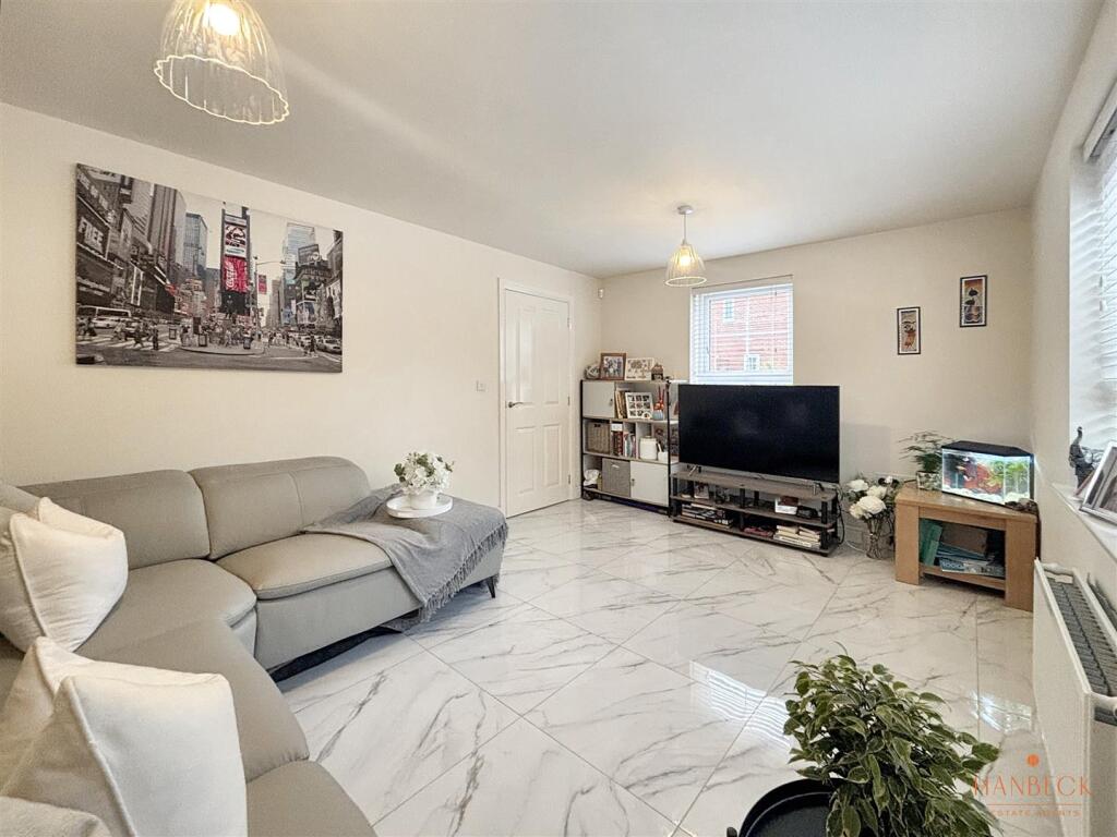 Wilson Drive, Cottingham photo 3