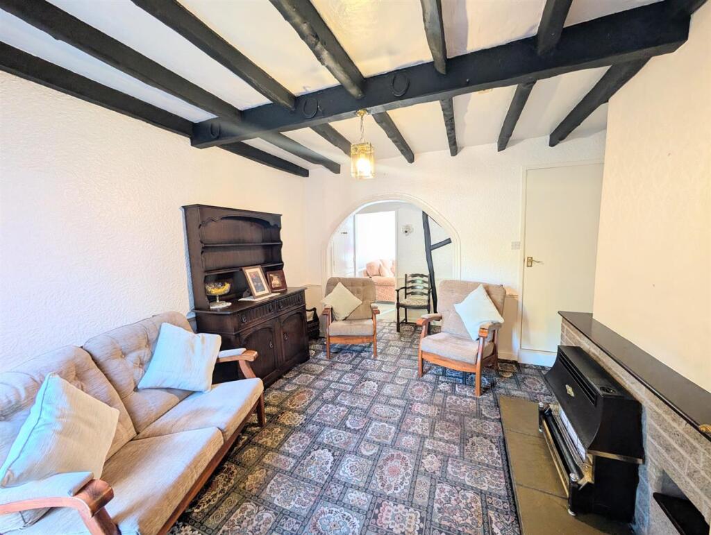 House in Nottingham - View 5
