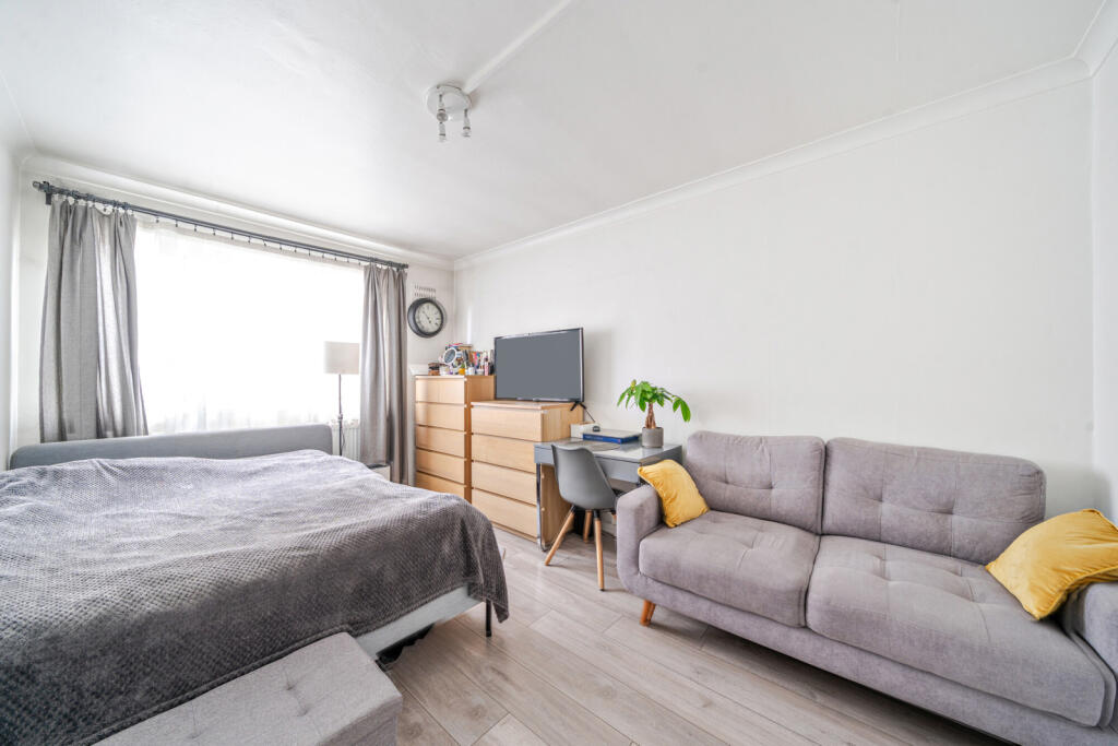 Main image of property: Longfield House, 18-20 Uxbridge Road, London