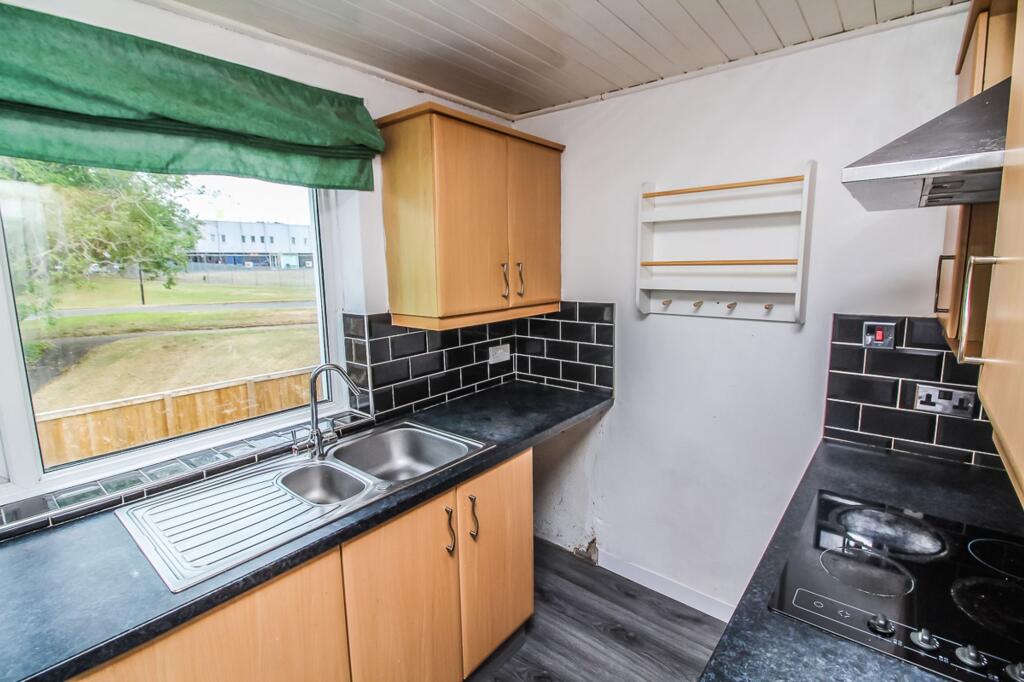 Apartment in Sunderland, Washington - More