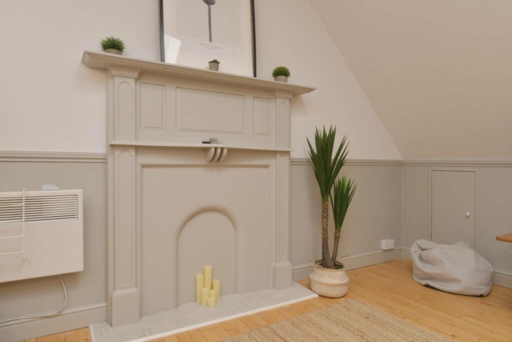 70 Cordiners Land, West Port, Edinburgh, EH1 2LF - View 4