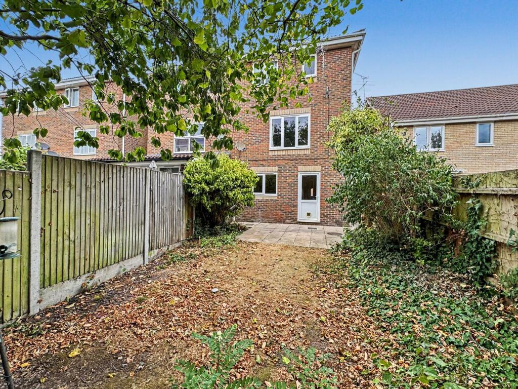 House in Ipswich - View 5