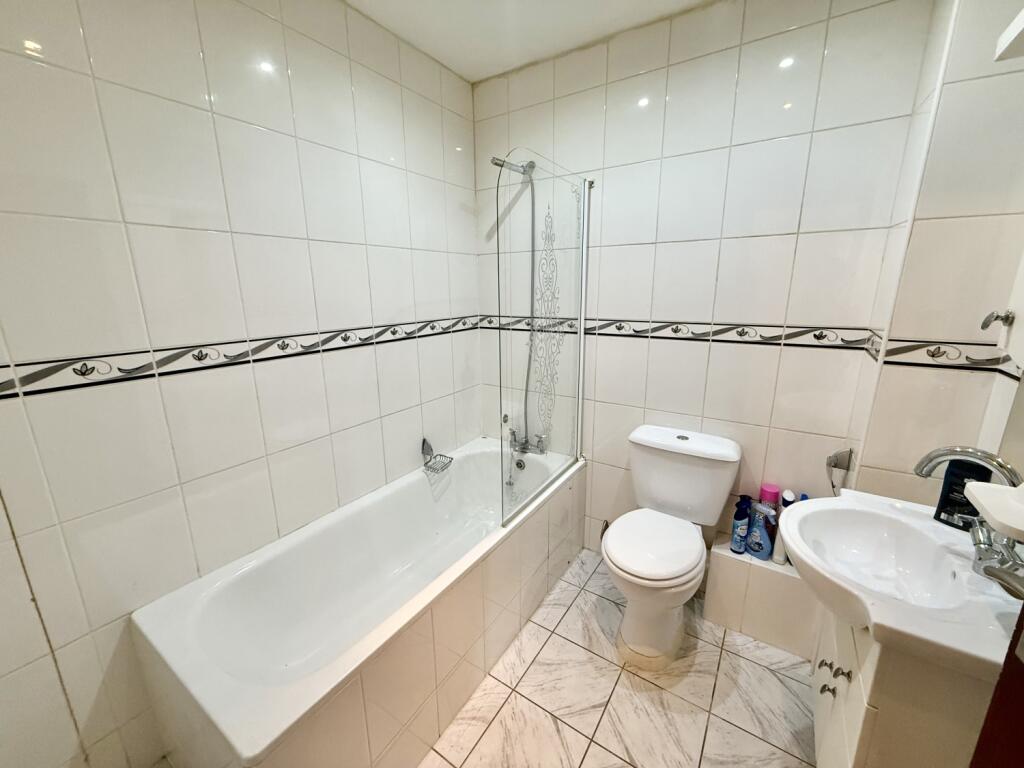 Apartment in Hartlepool, Stranton - View 3