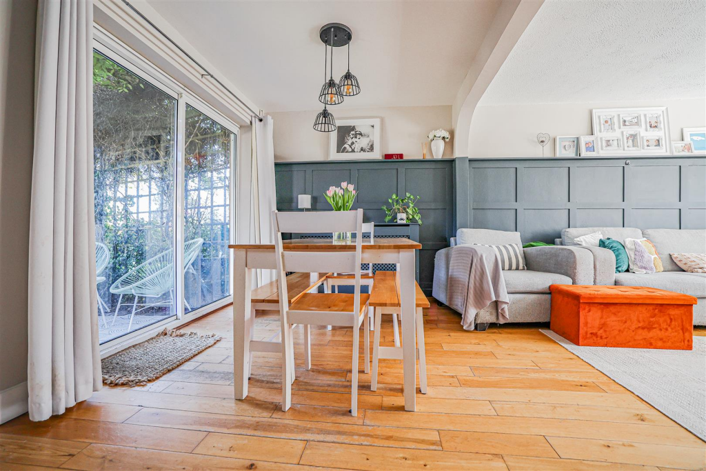 House in Dacorum, Gadebridge - View 3
