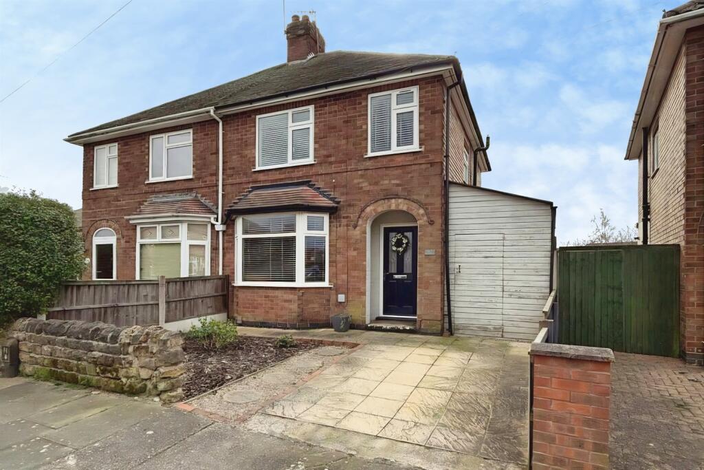 Main image of property: West Crescent, Beeston, NG9 1QE