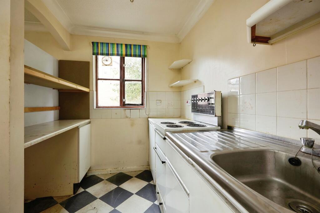 Additional image 5 of Eastland Road, Yeovil