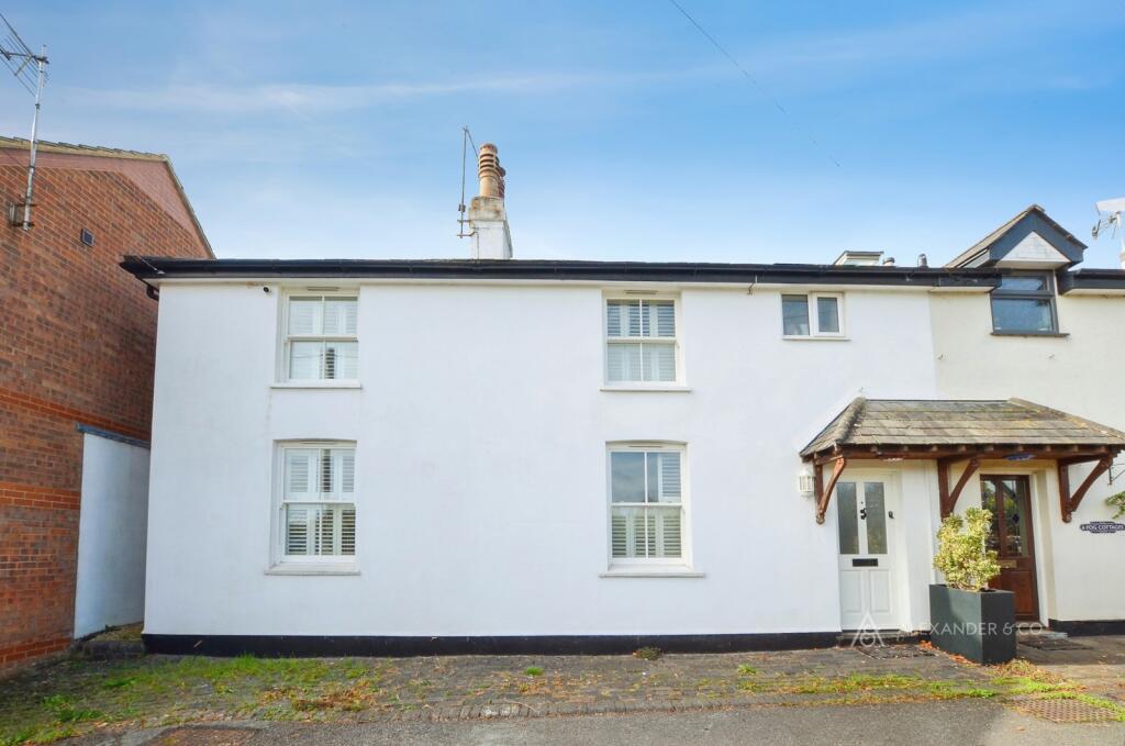 Main image of property: Fog Cottages, Tring Station, Tring, HP23