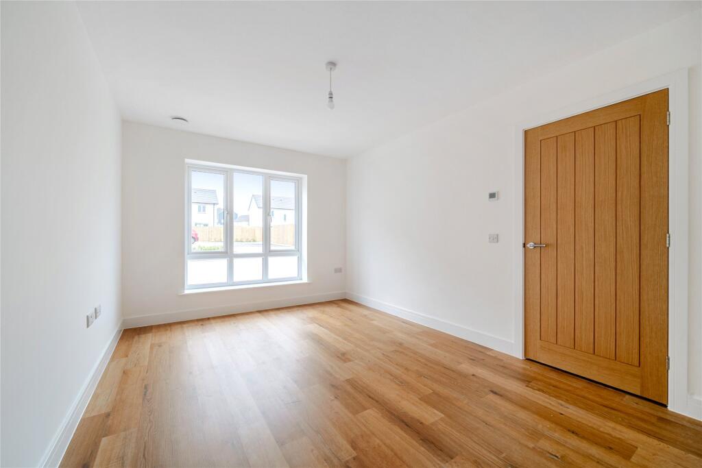 House in Truro - View 5