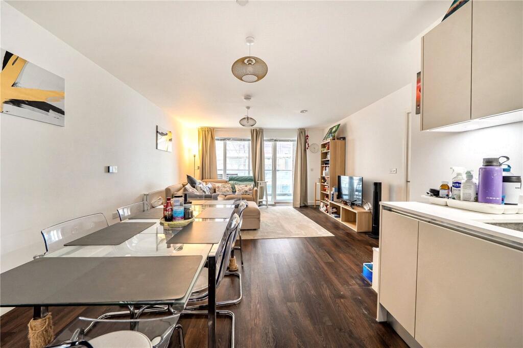 Apartment in London - View 4