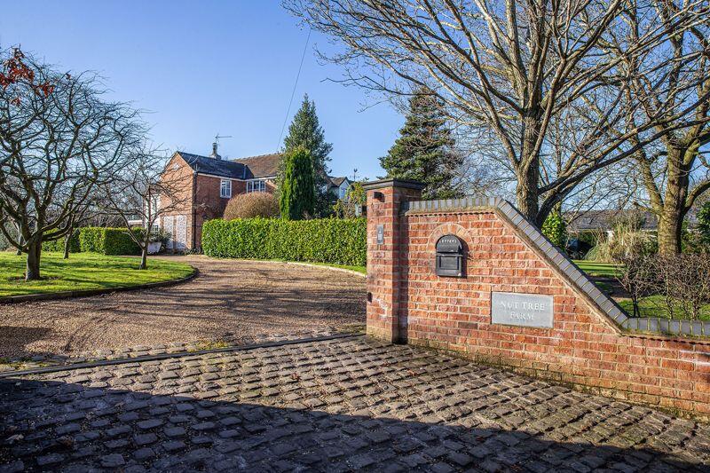 "Nut Tree Farm", Wybunbury Lane, Stapeley, Nantwich photo 4