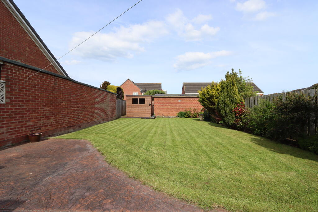 St Lucia Close, Whitley Lodge,
Whitley Bay, Tyne and Wear,
NE26 3HT photo 2