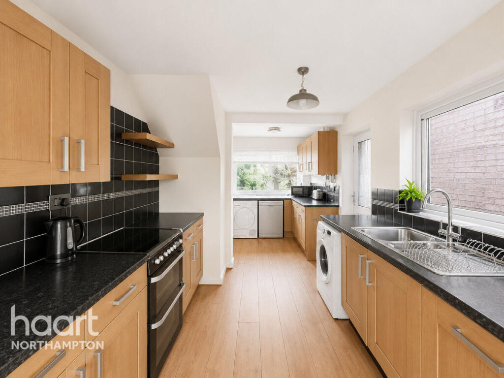 Wantage Close, Northampton - More