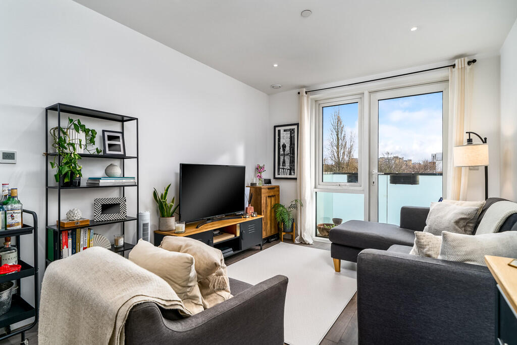 Main image of property: Discovery House, Battersea Reach