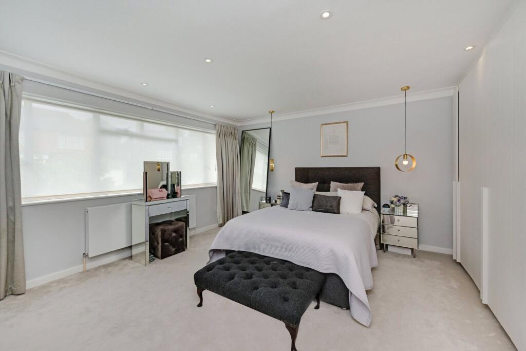 House in London - More