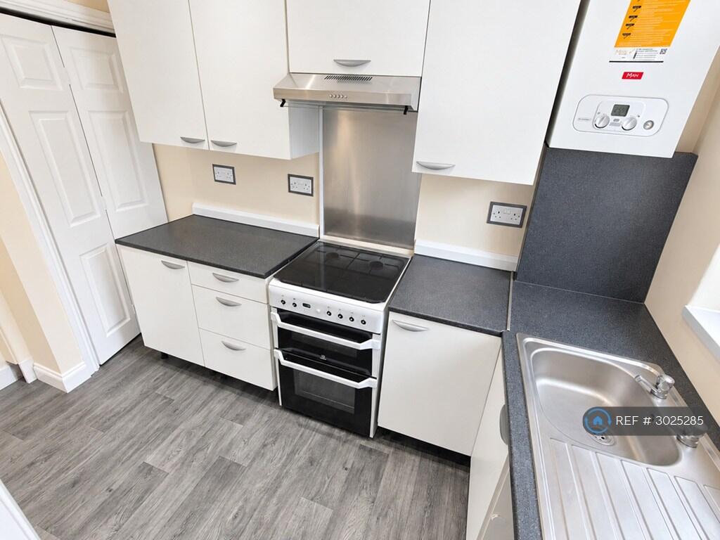 House in Bradford - View 5