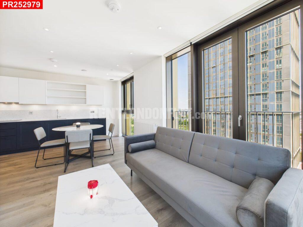 Main image of property: West Ham – 2 Bedrooms Flat