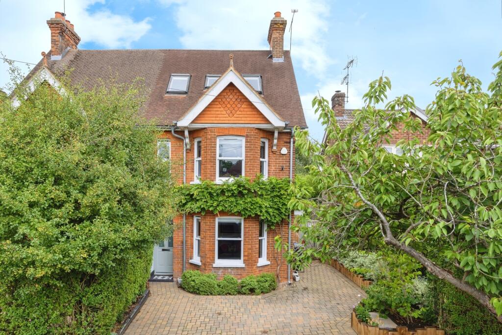 Main image of property: St. Johns Road, Farnham, Surrey, GU9