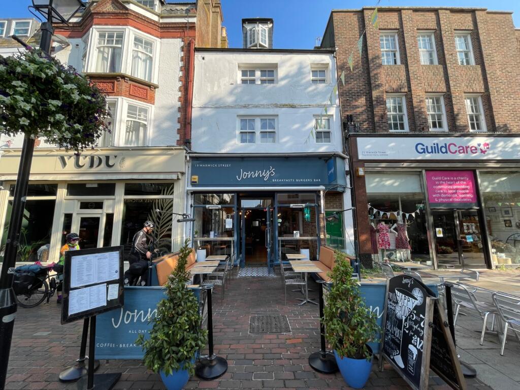 Main image of property: 19 Warwick Street, Worthing, West Sussex, BN11