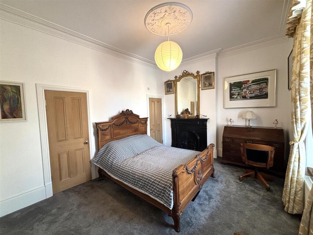 Lister Street, Brighouse HD6 photo 4