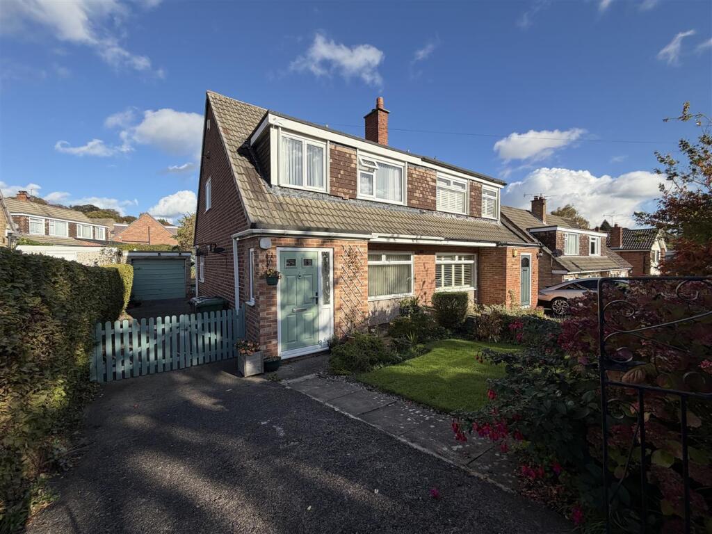 Holmwood Drive, Leeds