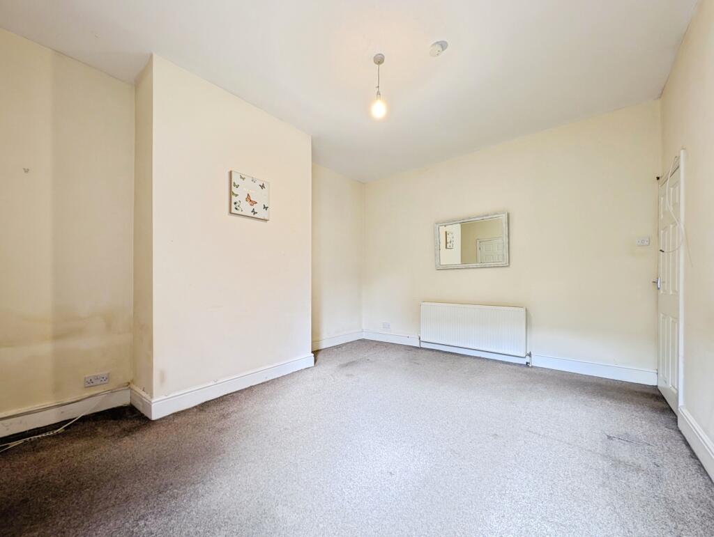 Apartment in Newcastle upon Tyne - View 5