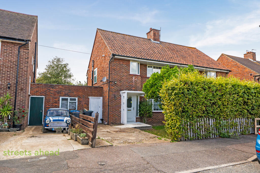 Main image of property: Chaucer Green, Croydon, CR0
