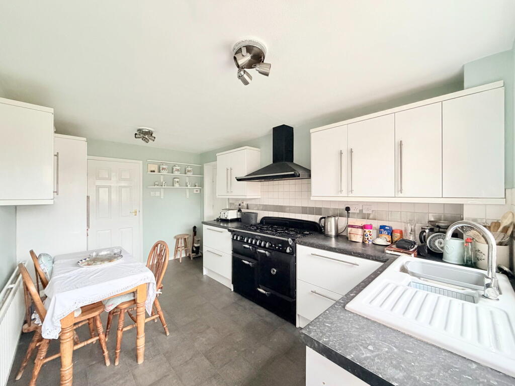 Additional image 5 of Woodshires Road, Solihull, B92 7DN