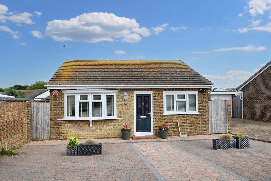 Lapwing Close, Eastbourne